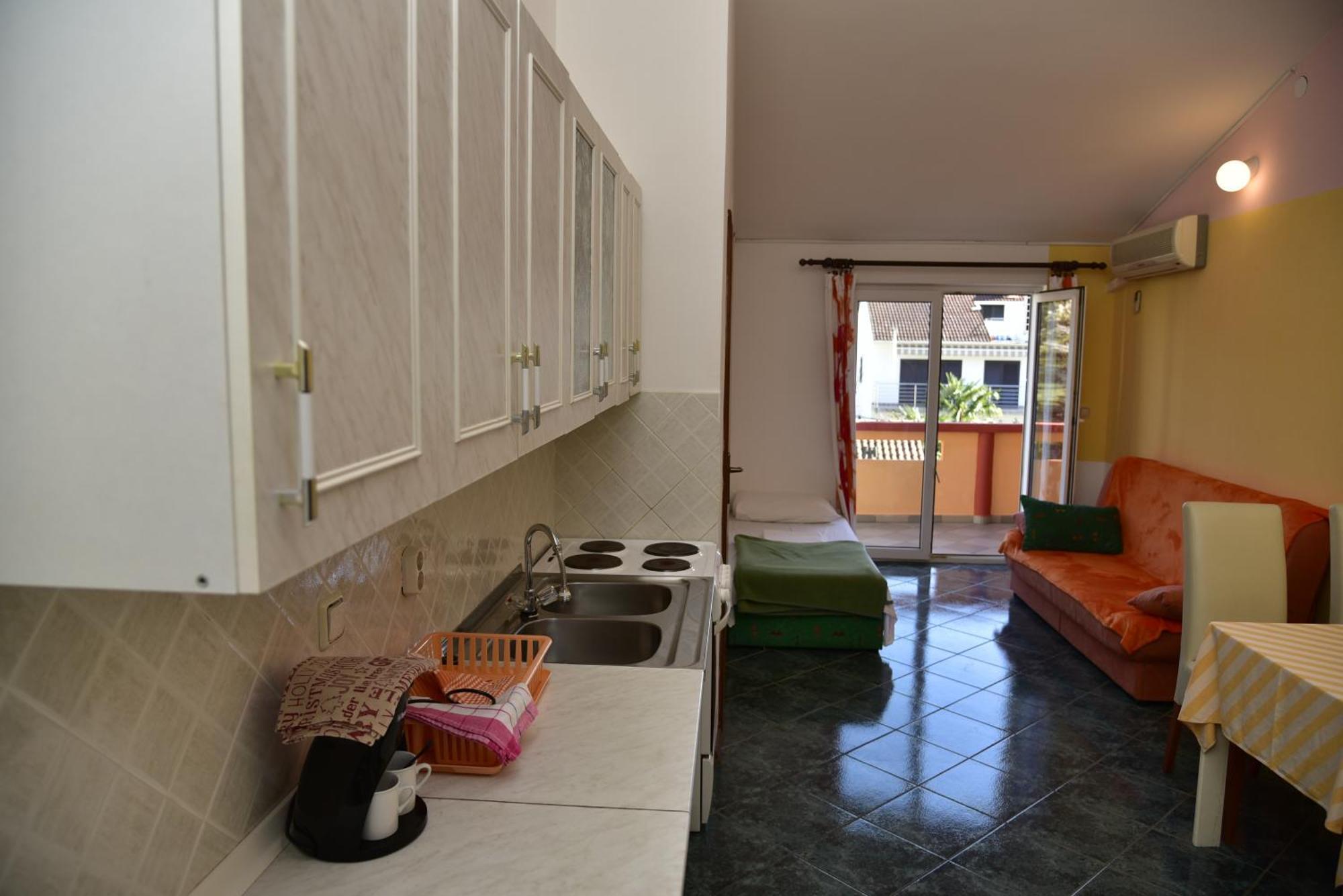 Apartments Ivka مالينسكا المظهر الخارجي الصورة
